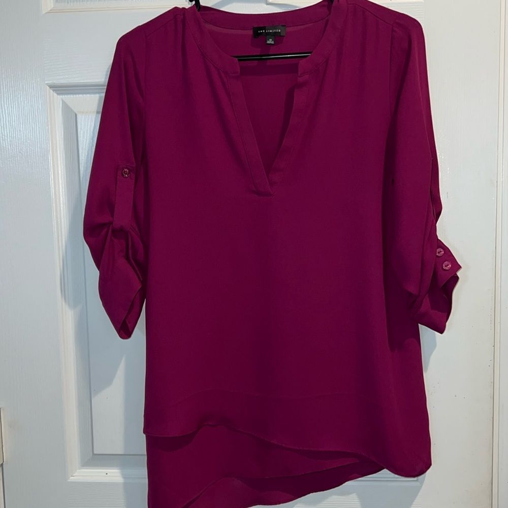The Limited Asymmetrical Layered Hem V Neck Blouse Size XS